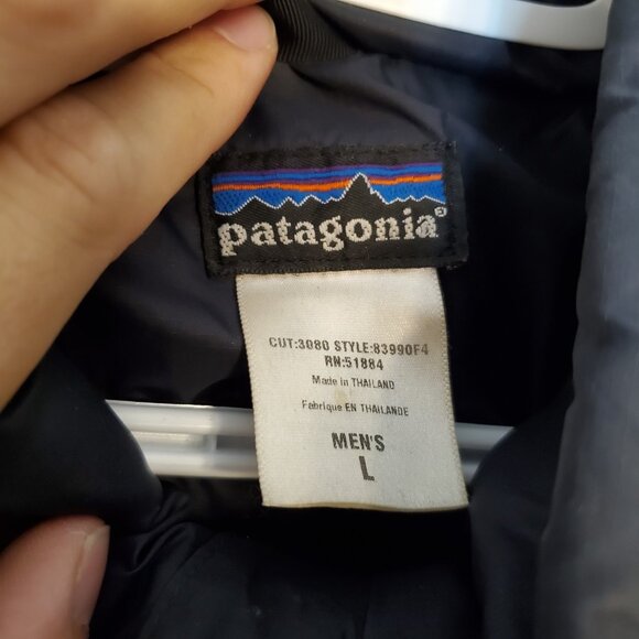 NOT FOR SALE Poshmark will Restrict Sellers Accounts If We Delete Too Many Items - Picture 4 of 8